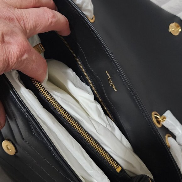 Saint Laurent ENVELOPE MEDIUM in MATELASSÉ lambskin - Picture 15 of 15